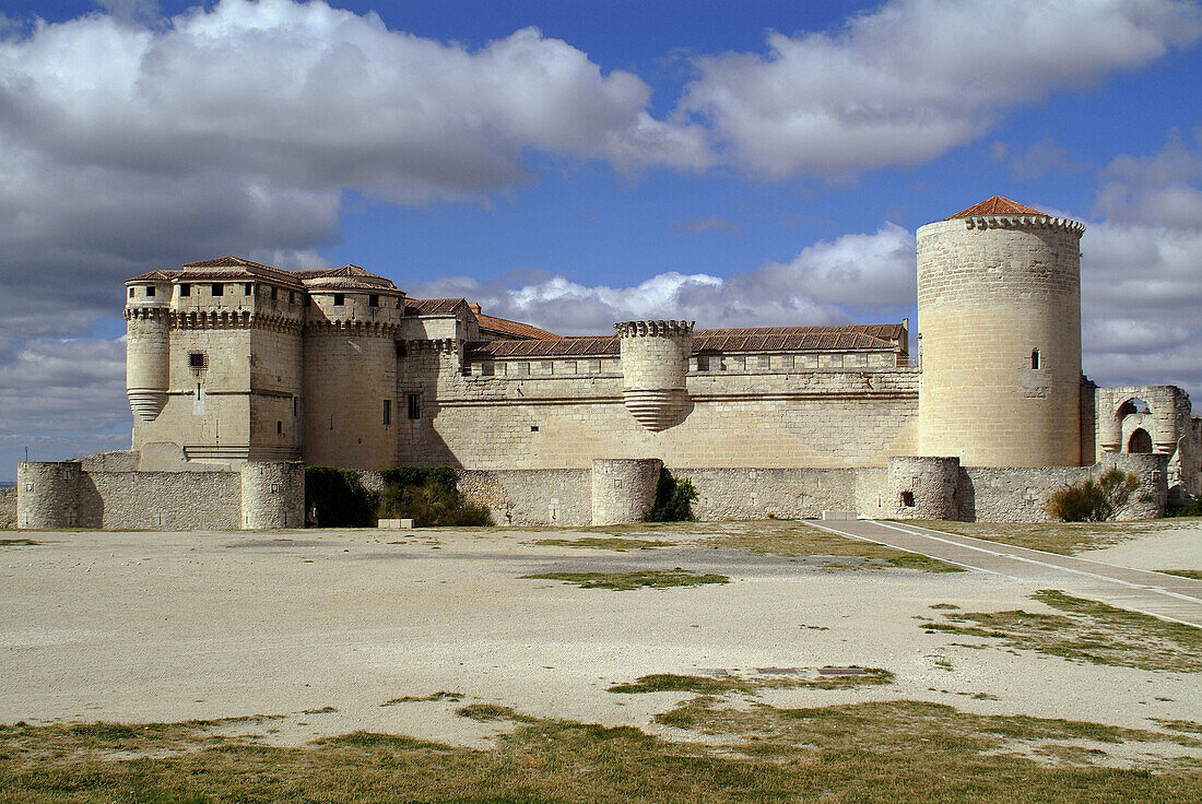 Cuellar. Segovia province. Castilla-Leon. Spain. Duques de Alburquerque castle. South façade.