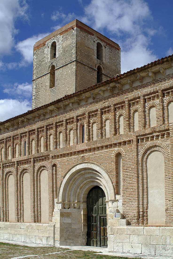 Cuellar. Segovia. Castilla-Leon. Spain. Church of San Andres (13th century).