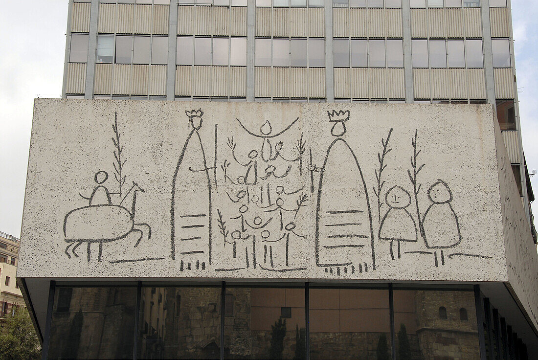 El Fris dels Nens, by Pablo Picasso. A frieze on the Collegi d'Arquitectes Building facade, Barcelona, Spain.