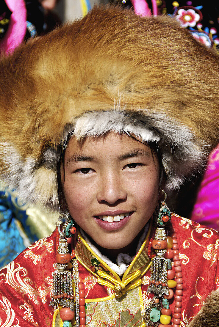 Tibetan girl. Festival. Danba. Sichuan. China.