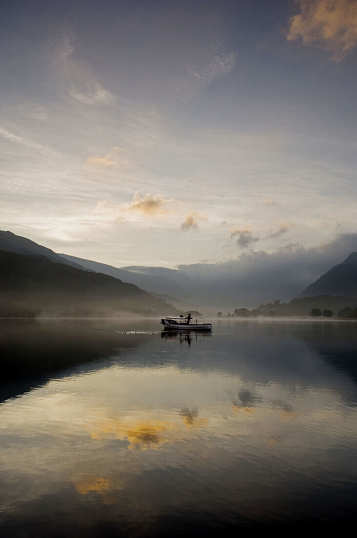 Sunrise over Lake Padarn Llanberis, Snowdonia, North Wales, UK