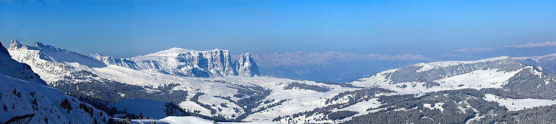 View at snow covered mountains in the sunlight, Dolomites, South Tyrol, Italy, Europe