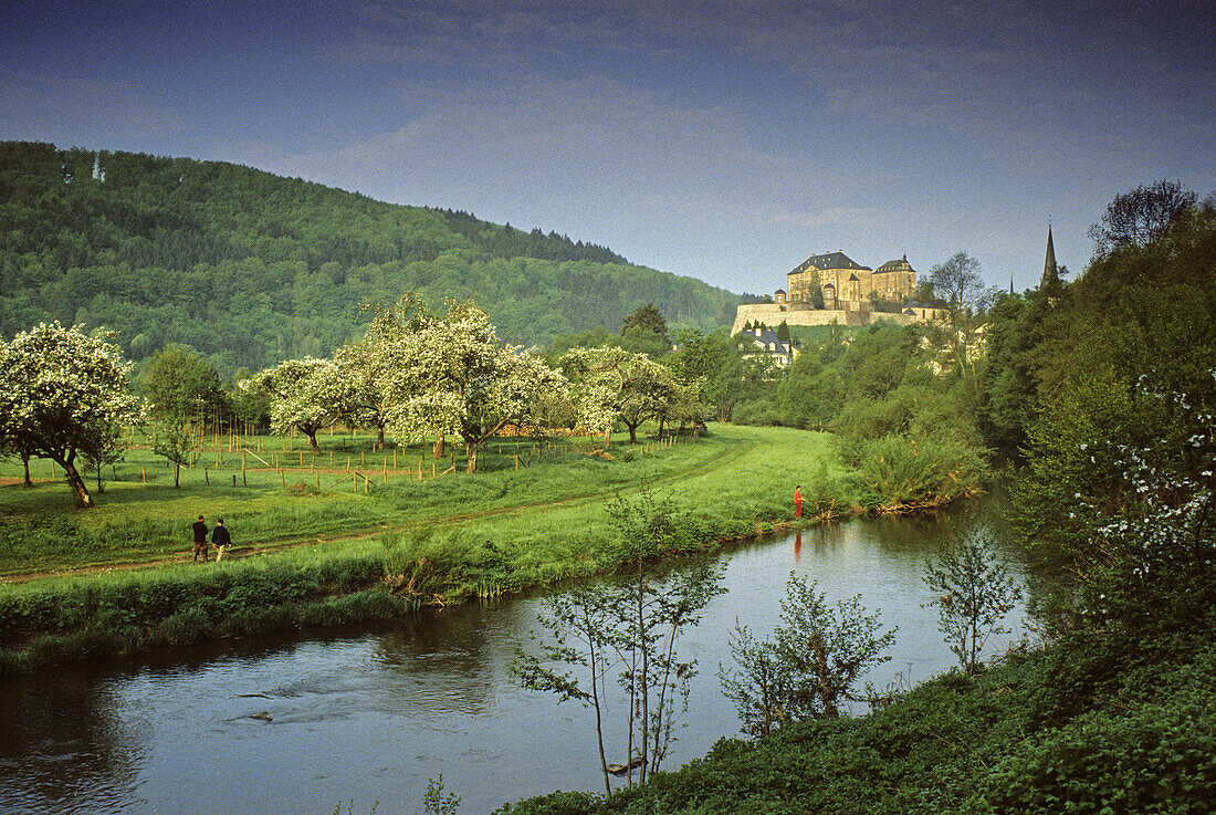 Kyll valley at Malberg castle, near Kyllburg, Eifel, Rhineland Palatinate, Germany