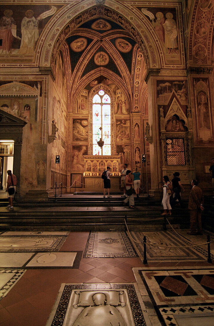 The burial chapels of the Bardi and Peruzzi families at Santa Croce church, Florence, Tuscany, Italy, Europe