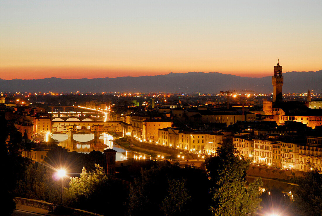 View at the river Arno and the Ponte Vecchio at sunset, Florence, Tuscany, Italy, Europe