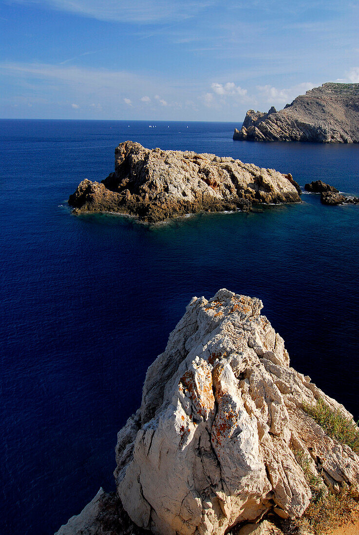 Rocky coast close to Fornells, Cap de Fornells, Minorca, Balearic Islands, Spain