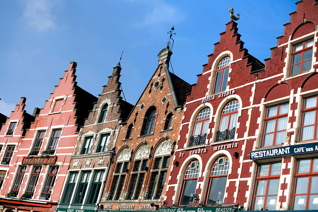 Gildehäuser am Marktplatz, Brügge, Belgium