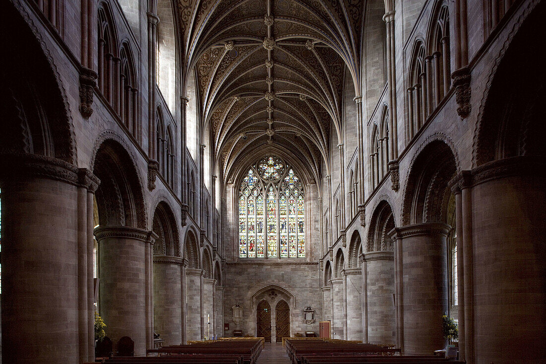 Hereford, cathedral of St Ethelbert, interior, 12th-14th century, Herefordshire, UK