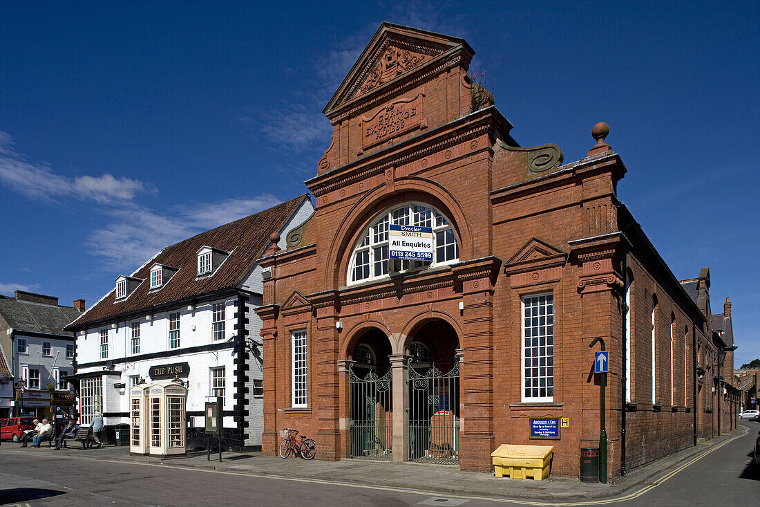 Beverley, Saturday Market square, the Push Inn, Corn Exchange, 1886, East Riding of Yorkshire, UK
