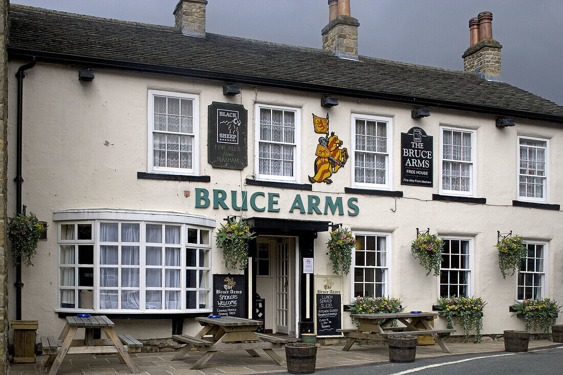 Masham, Bruce Arms pub, Little Market … – License image – 70238328 ...