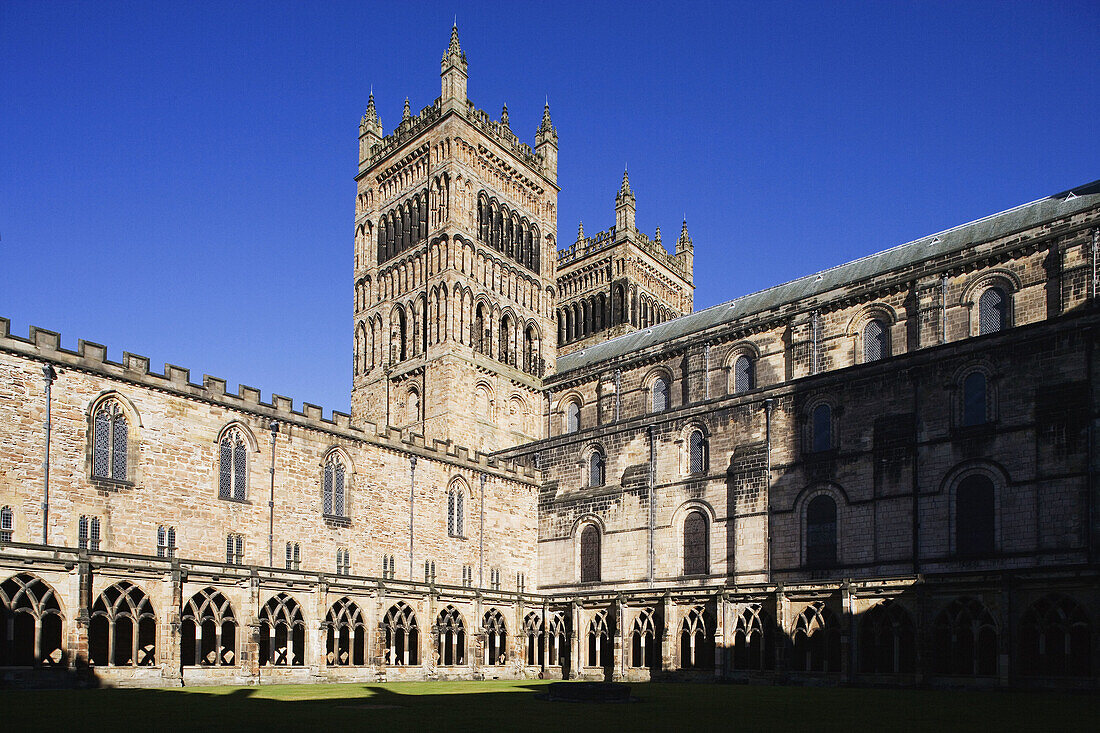 Durham, cathedral, mainly 1095-1133, Durhamshire, UK