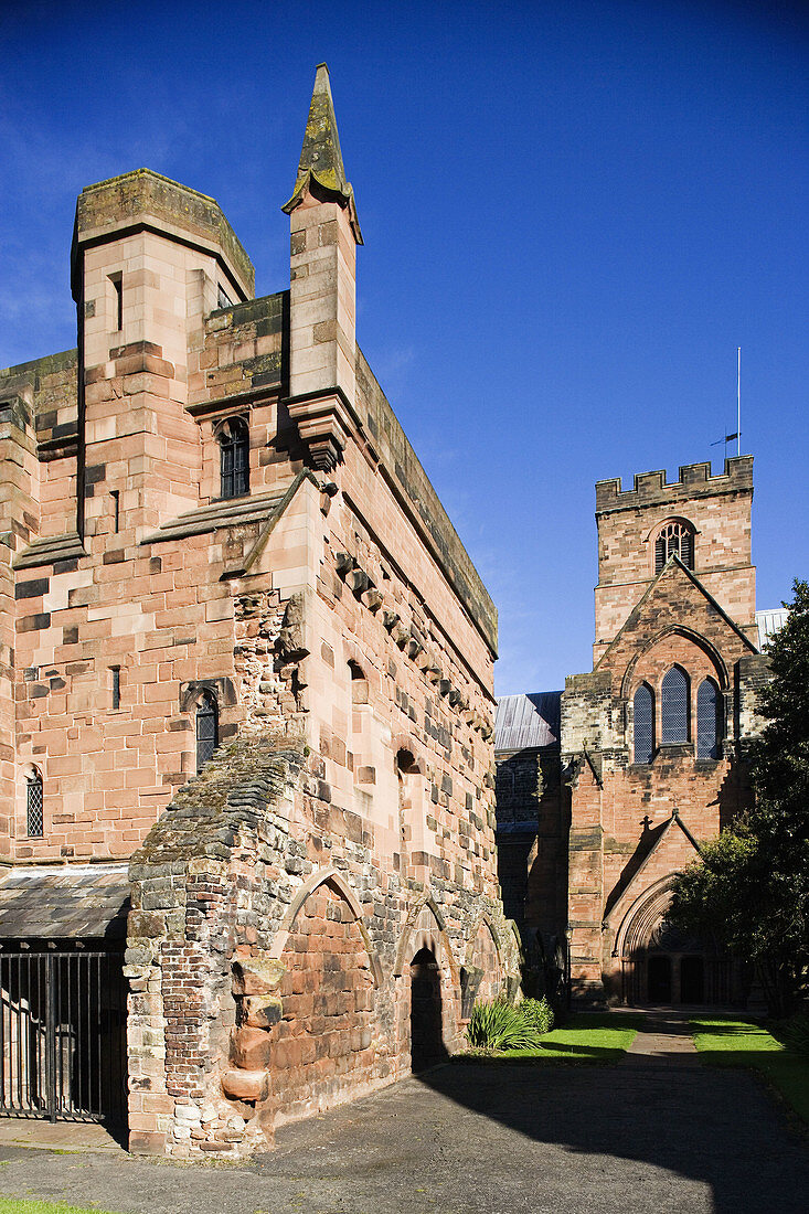 Carlisle, the Cathedral, the smallest in England, founded in 1102 as an Augustinian Priory, Lake District, Cumbria, UK