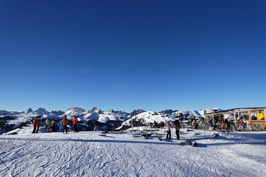 Apres Ski Pasatiempo Bar, Saanenmöser, Gstaad, Berner Oberland, Kanton Bern, Schweiz