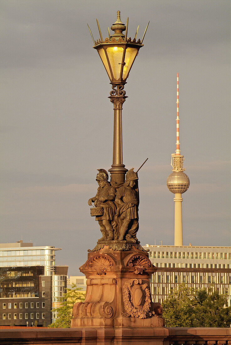Germany, Berlin, Moltke Bridge, TV Tower in background