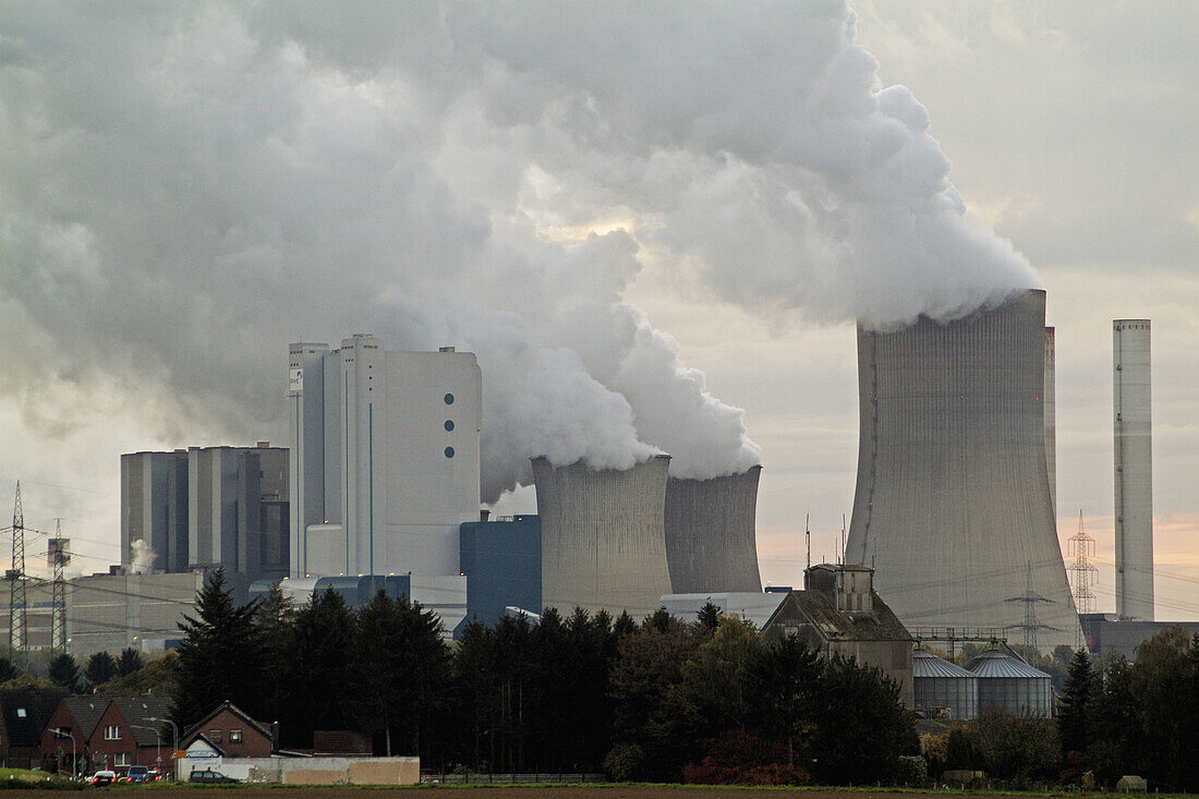 RWE coal-fired power station, Bergheim-Niederaußem, district Rhein-Erft-Kreis, North Rhine-Westfalia, Germany
