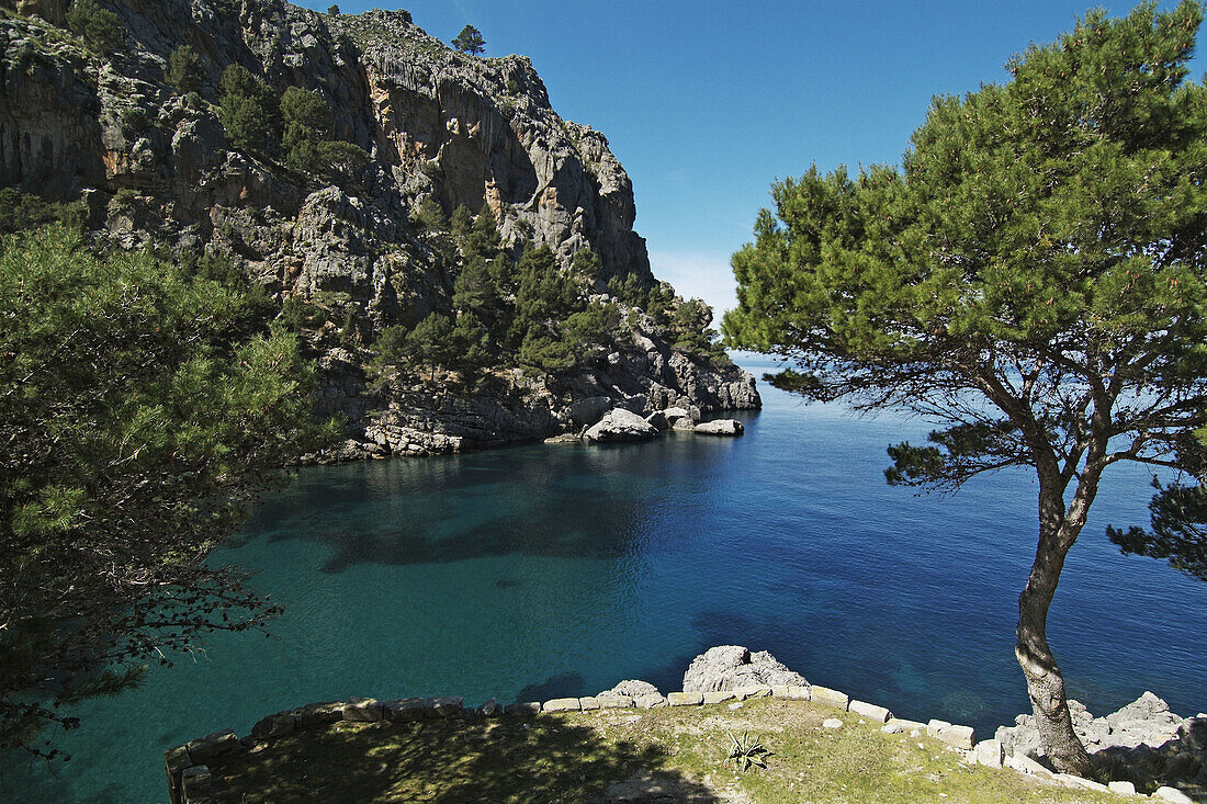 Cala de sa Calobra at the mouth of the Torrent de Pareis, bay at the North Coast, Mallorca, Baleares, Spain