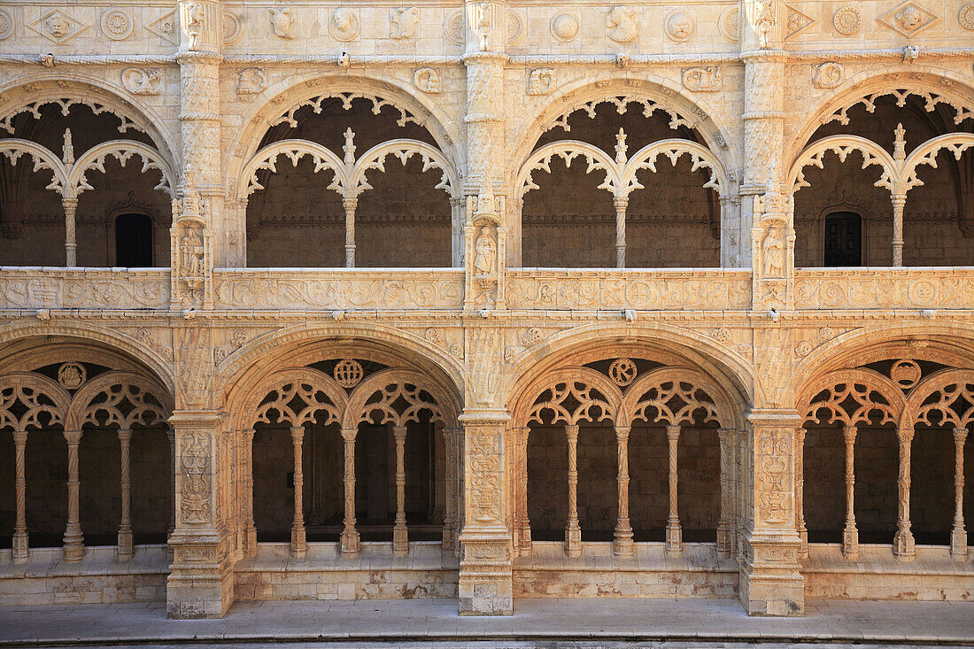 Portugal, Lisbon, Belém, Mosteiro dos Jeronimos monastery, cloister