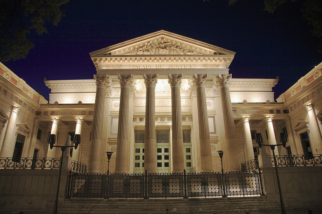 Palais de Justice. Nîmes. Provence. France.