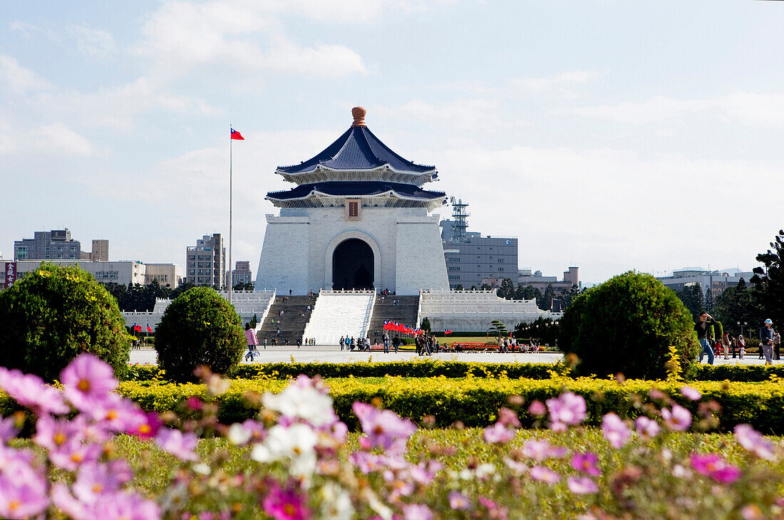 The Chiang Kai-shek Memorial Hall in the sunlight, Taipei, Taiwan, Asia