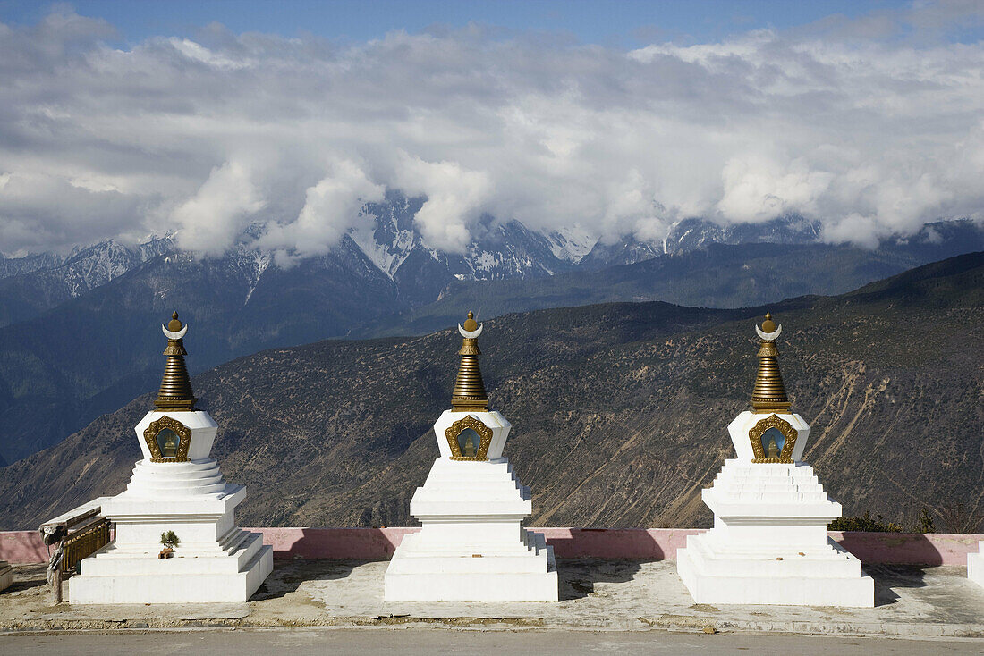 China  Yunnan  Shangri-La region  Dequin, called Shangri-La  on the Tibetan Border Buddhist Stupas