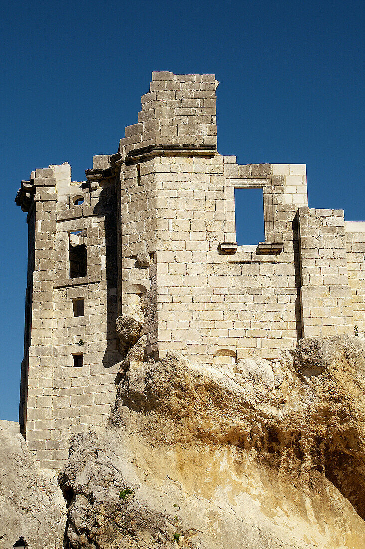 Zuheros (Córdoba). España. Detalle de los restos del Castillo árabe del pueblo de Zuheros.