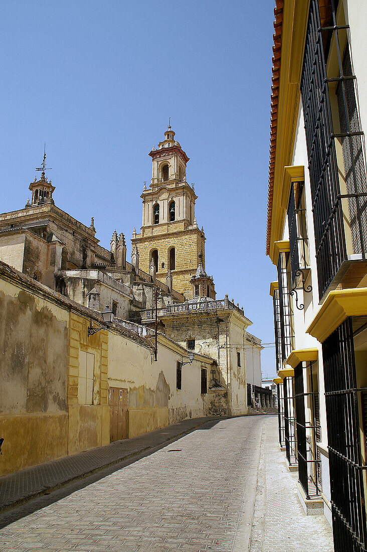 Utrera (Sevilla). España. Parroquia de Santa María de la Mesa en el casco antiguo del pueblo de Utrera.