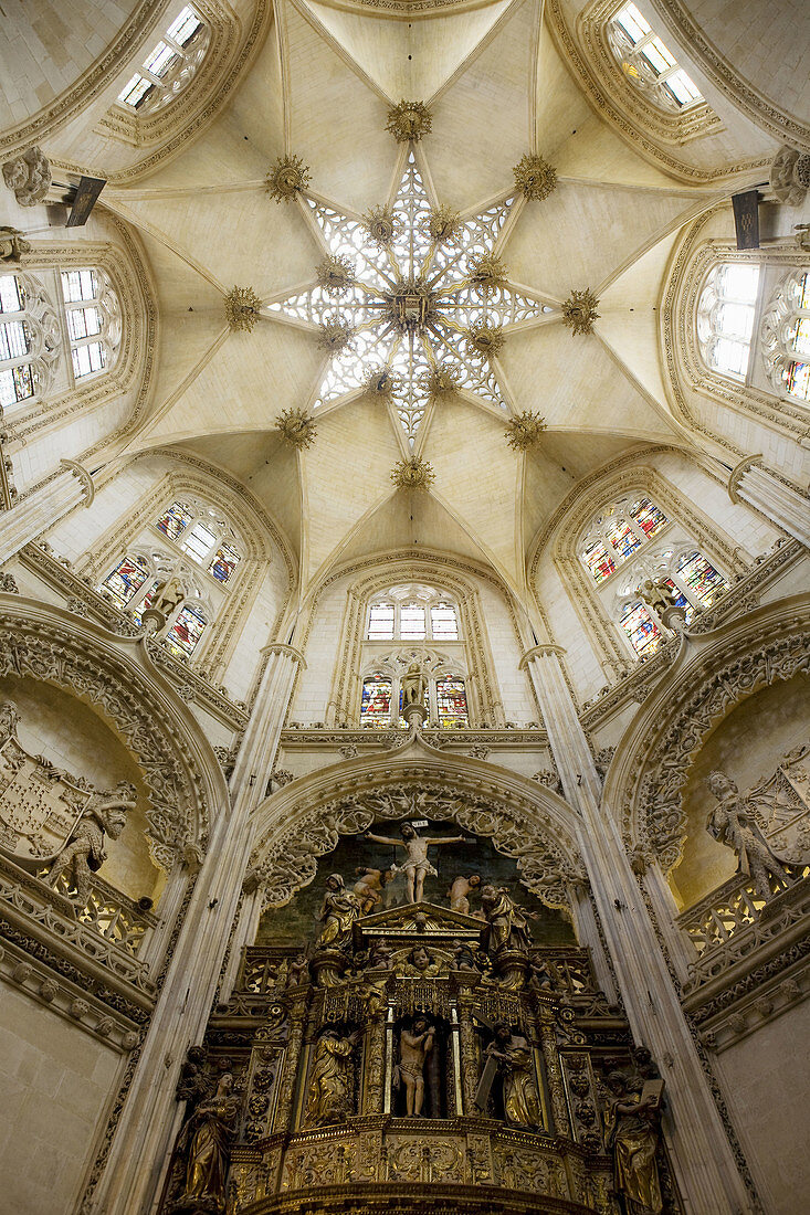Dome of Chapel of the Condestable in Flamboyant Gothic style, cathedral of Burgos. Castilla-Leon, Spain