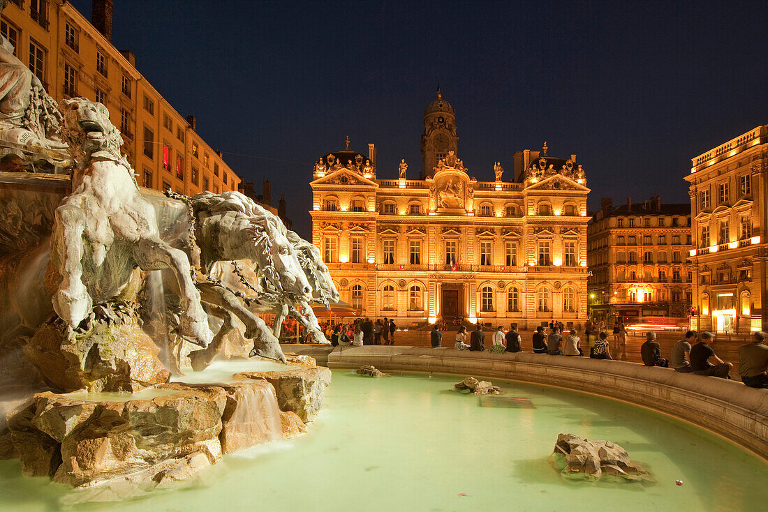 Horse fountain at Place des Terreaux , background Hotel de Ville , Lyon, Rhone Alps,  France