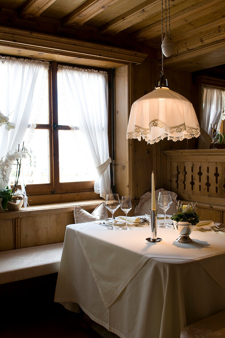 Gourmet Restaurant Trenkerstube im Hotel Castel, Dorf Tirol bei Meran, Südtirol, Italien