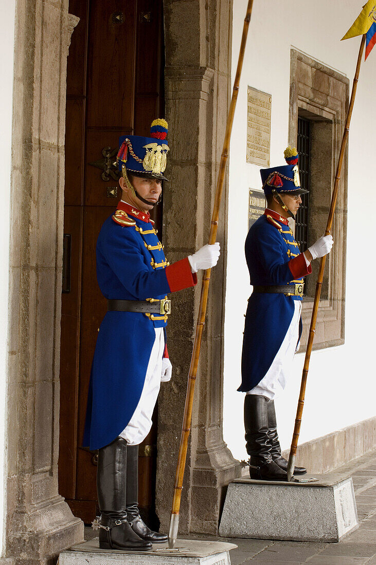 Quito Old Quarter, Presidential guards at main entrance, Palacio de Carondelet (1612). Quito. Ecuador. South America. 2007