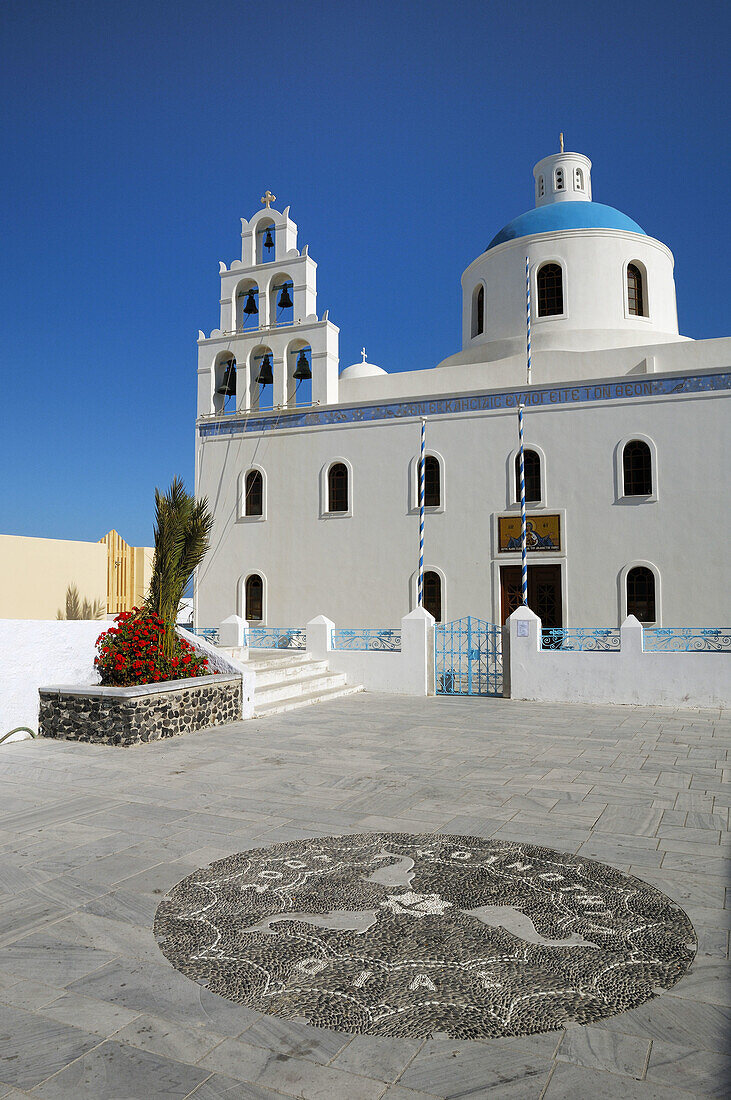 Blue, Church, Domed, Greece, Island, Oia, Oía, Santorini, Thera, Thira, Town, N45-764421, agefotostock