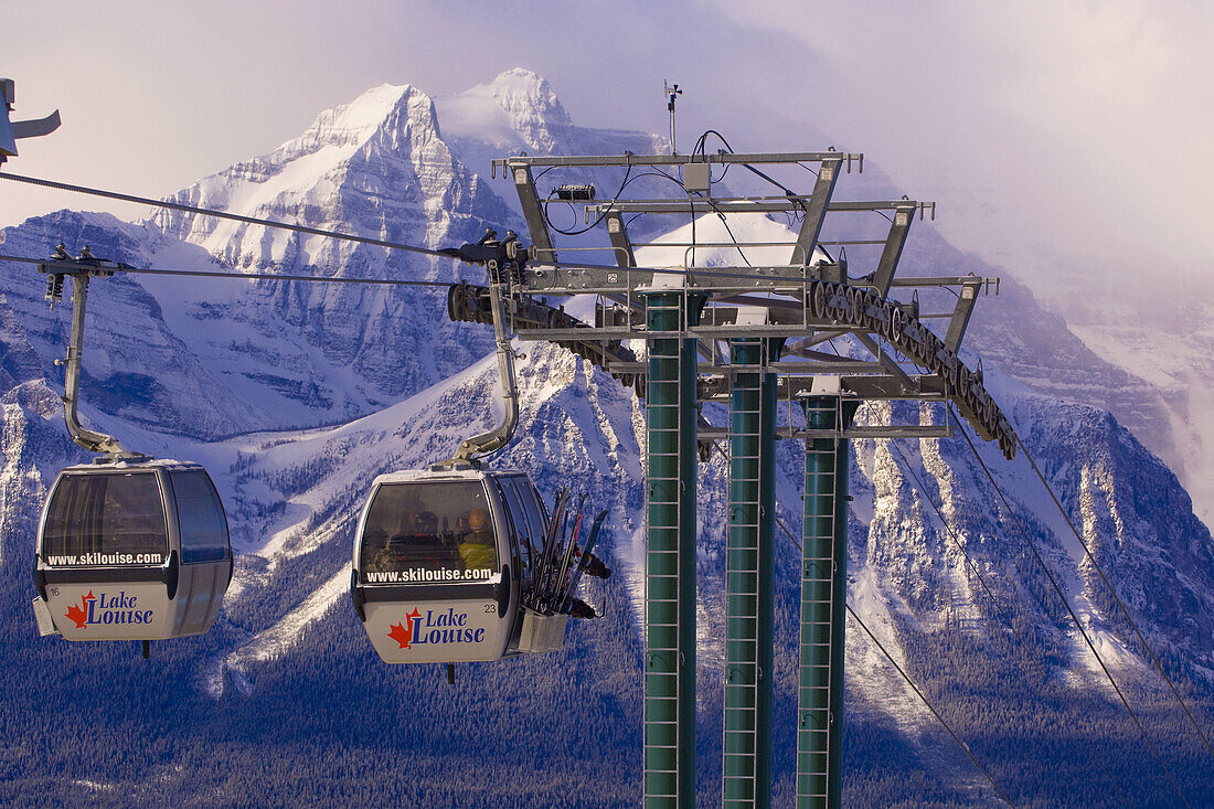 A gondola carries skiers up the mountain, Lake Louise Mountain Resort, Banff National Park, Alberta, Canada