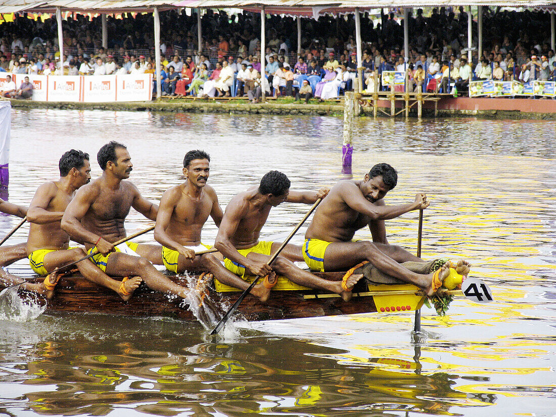Boat Race in Kerala  Colourful water sport in Kerala, is conducted at Punnamada lake in Alappuzha on the second saturday of every August in the memory first Indian Prime Ministare Pandit Nehru  Alleppy Alappuzha, Kerala, India