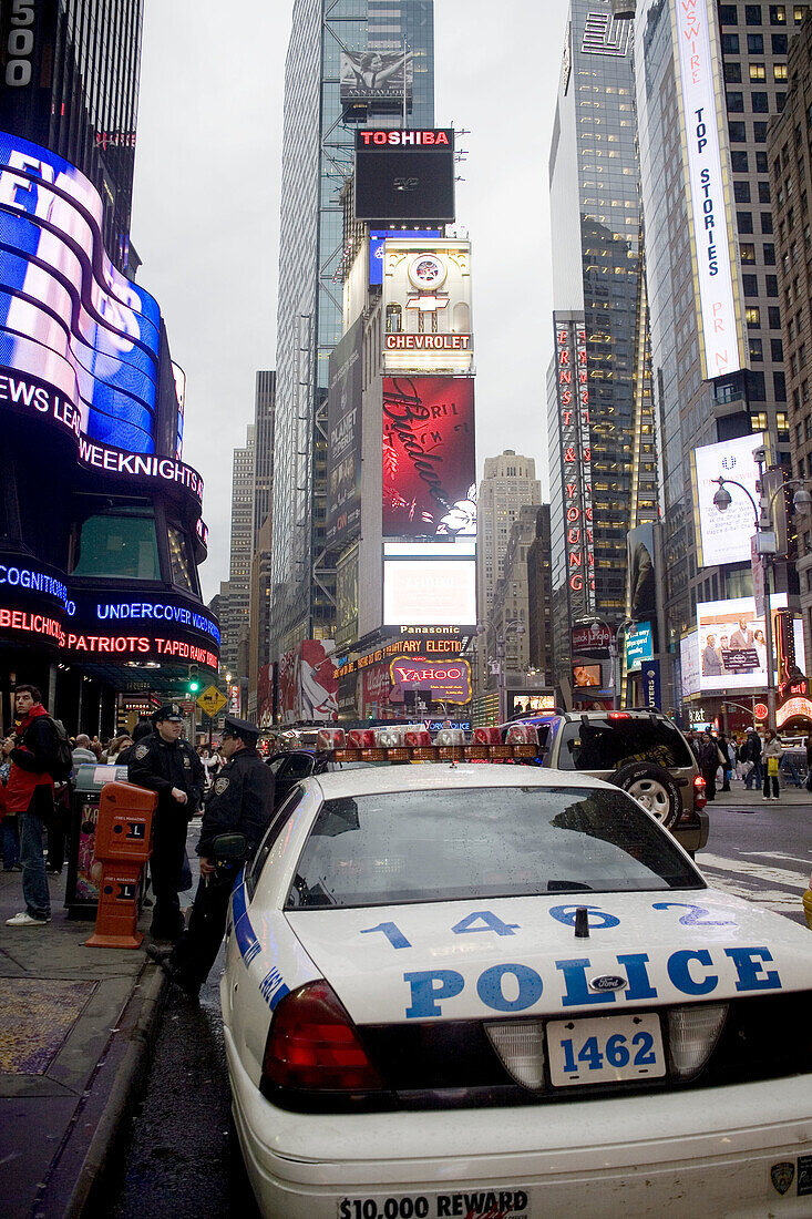 New York, Times Square, Police