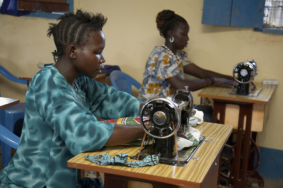 SOUTH SUDAN  Loka Womens Association  Tailoring workshop  Women using sewing machines