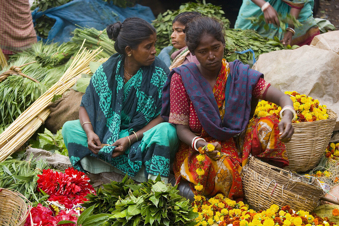Flower market, Kolkatta (Calcutta). West Bengal, India