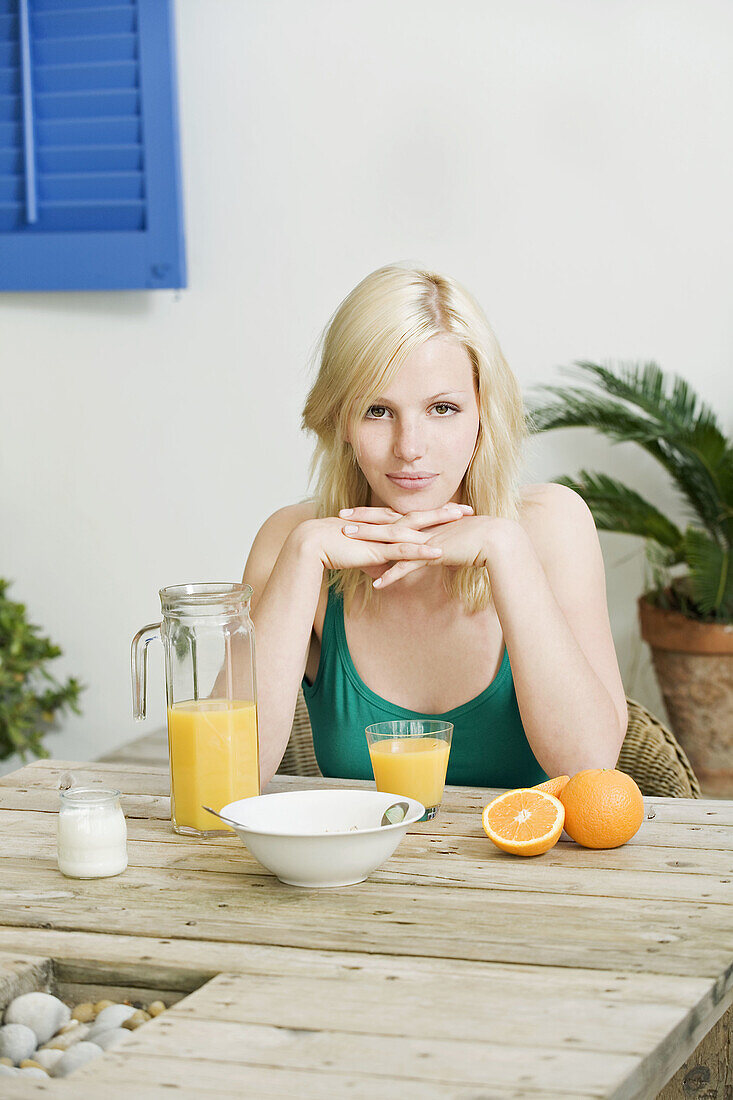 Young woman having a healthy breakfast