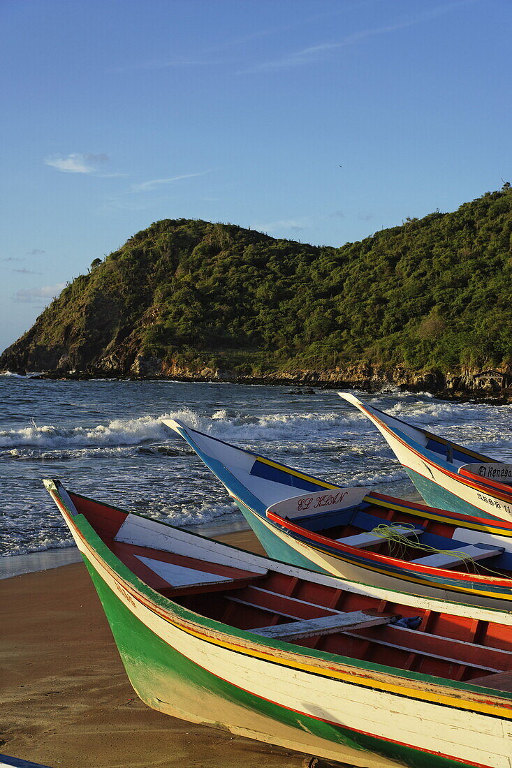 Fischerboote am Strand, Playa Guayacan, Isla Margarita, Nueva Esparta, Venezuela