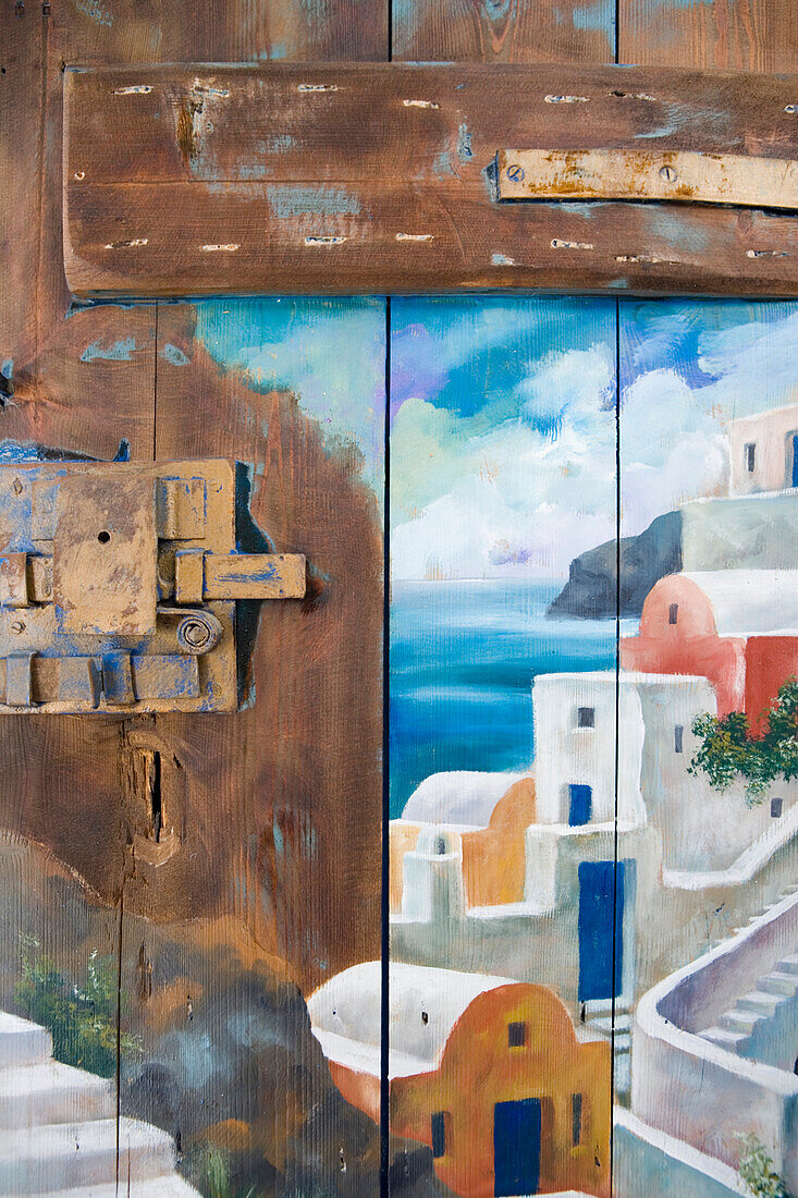 Bemalte Tür in der Aithra Galerie und Atelier, Oia, Santorin, Kykladen, Griechenland, Europa