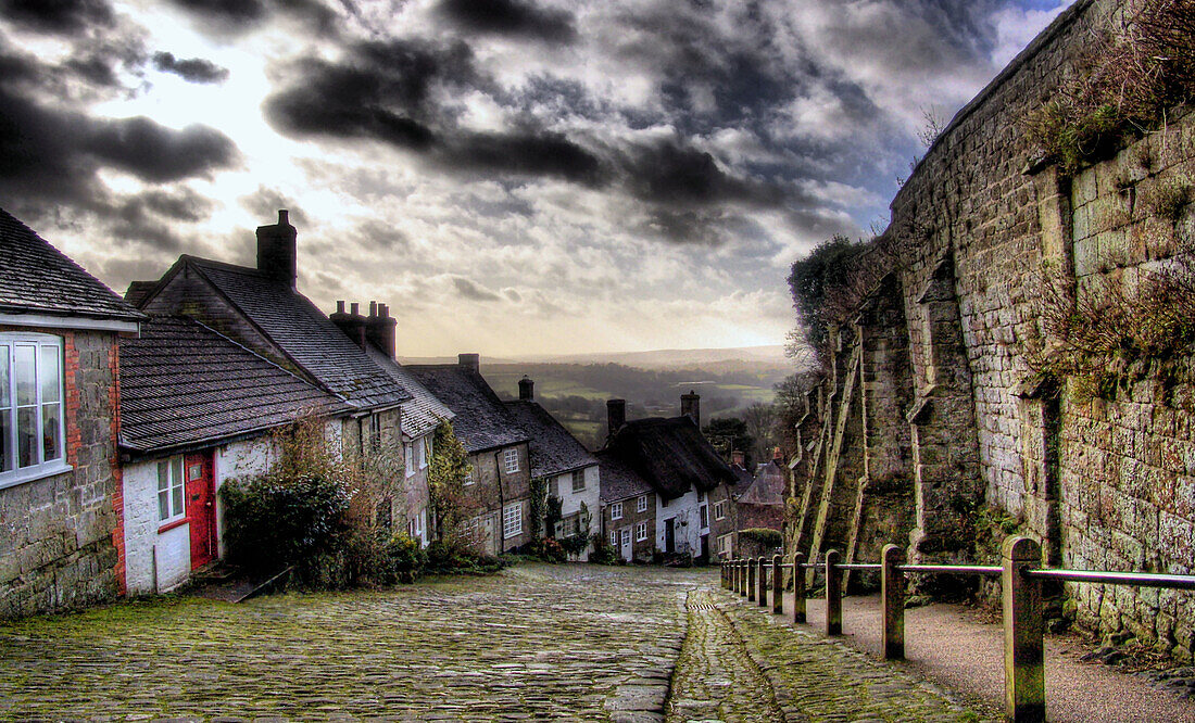 Gold Hill, Shaftesbury. Dorset, England, UK