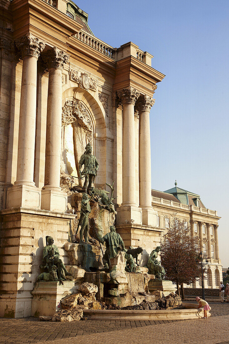 Matthias-Brunnen, Königlicher Palast, Budapest, Ungarn