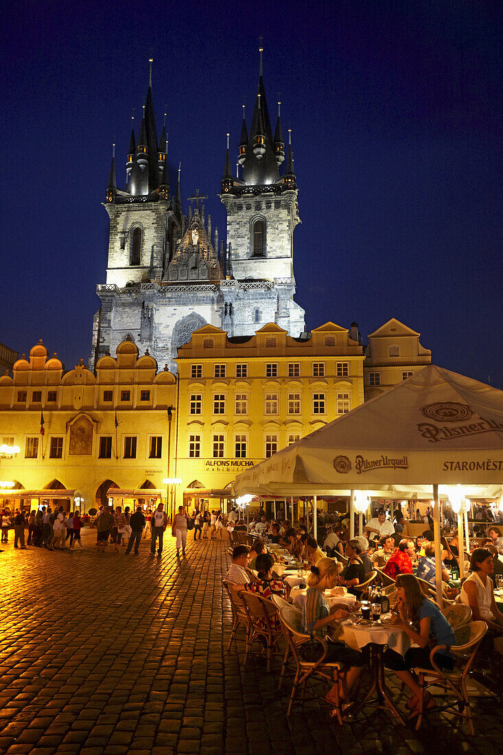 Tyn-Kirche in Staromestske Namesti (Altstädter Ring), Prag, Tschechische Republik