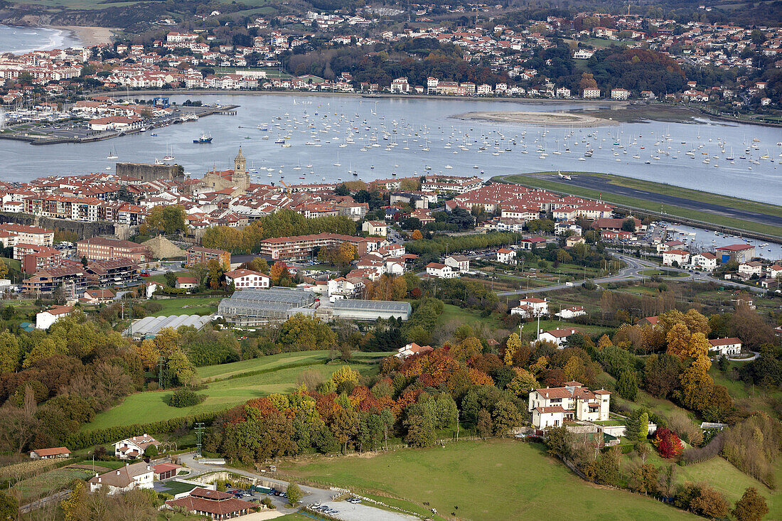 Hondarribia, Bucht von Txingudi mit Hendaye im Hintergrund, Guipuzcoa, Baskenland, Spanien