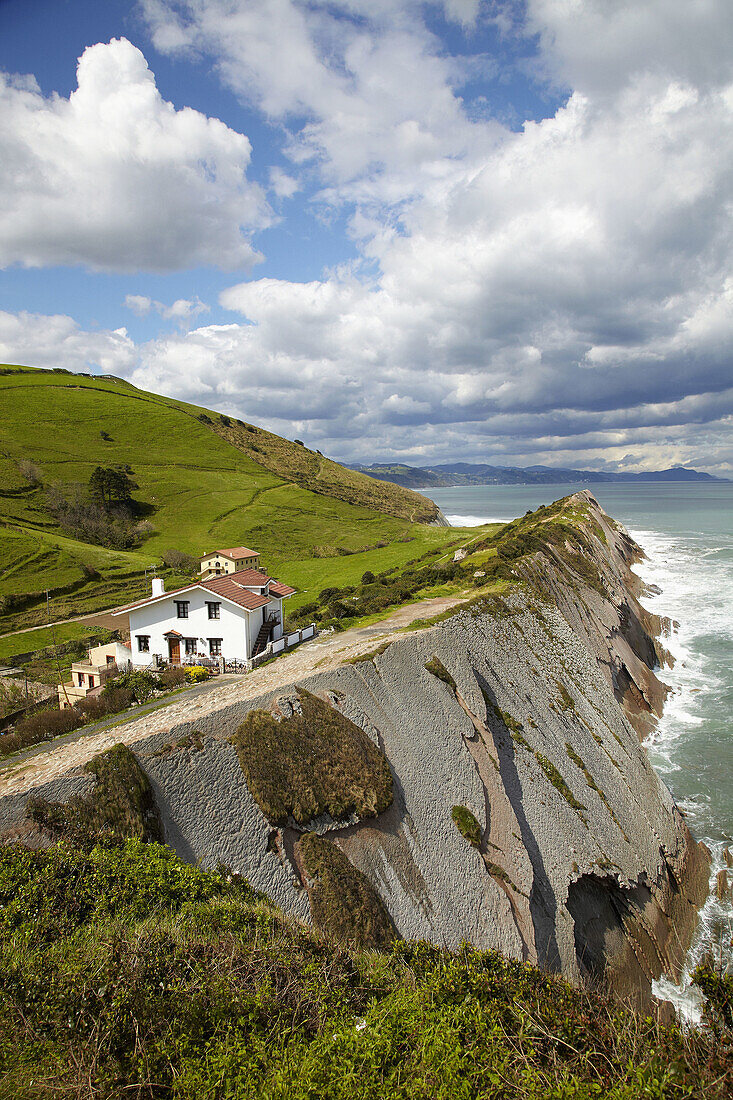 Flysh-Gesteinsschichten, Zumaia, Guipuzcoa, Baskenland, Spanien