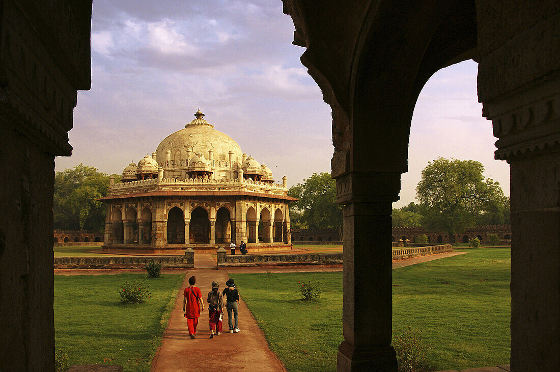 India. New Delhi. Isa Khan tomb,  at the ´Humayun´s Tombs´