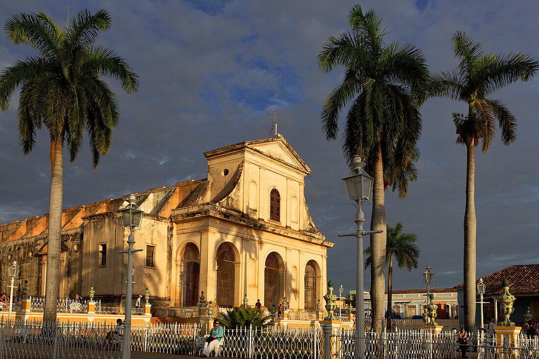 Iglesia Parroquial de la Santisima Trinidad am Plaza Mayor, Trinidad, Sancti Spiritus, Kuba