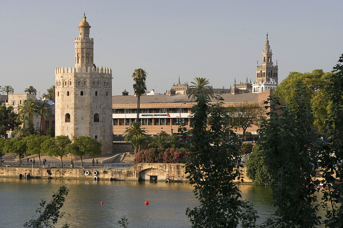 Torre del Oro, Giralda tower and Guadalquivir river, Sevilla. Andalucia, Spain