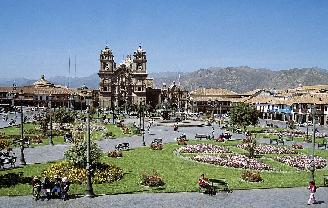 Looking across Plaza de Armas to Iglesia La Compania de Jesus, Cusco, Peru