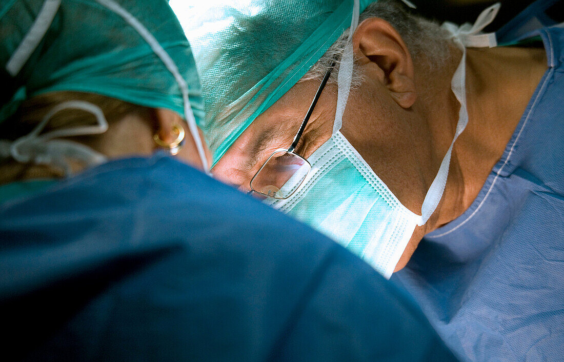 Chirurgen. Hospital Universitario de Gran Canaria Doktor Negrin, Las Palmas de Gran Canaria. Kanarische Inseln, Spanien