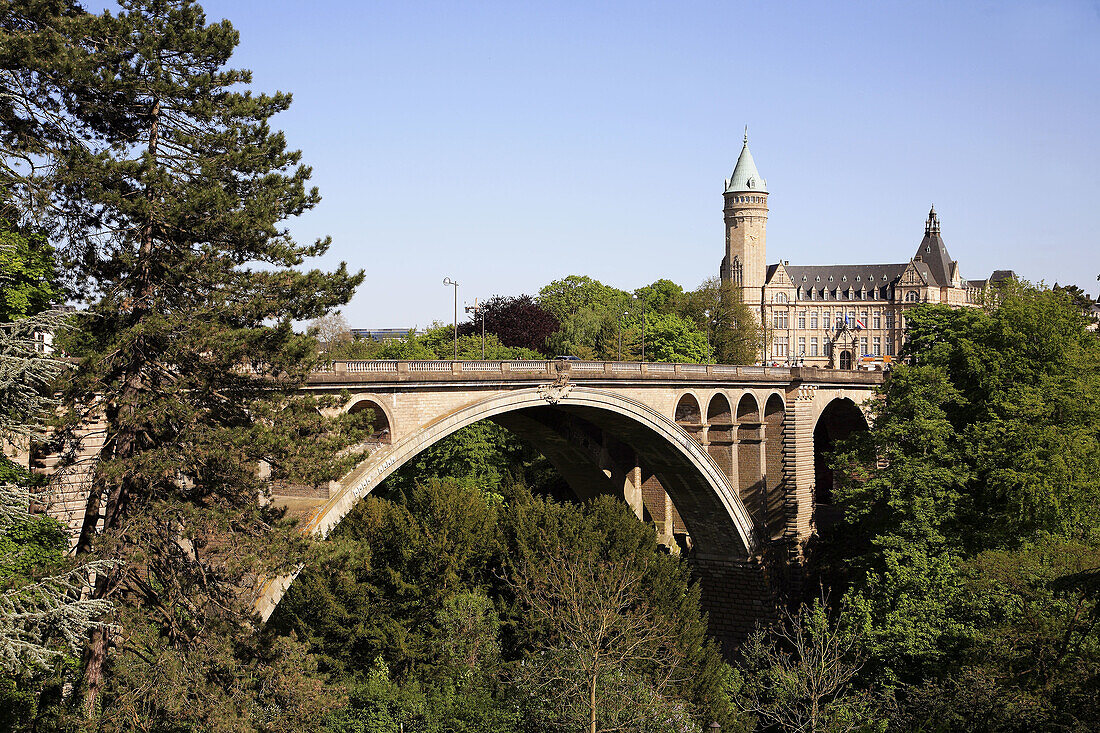 Luxembourg, Adolphe Bridge, State Savings Bank